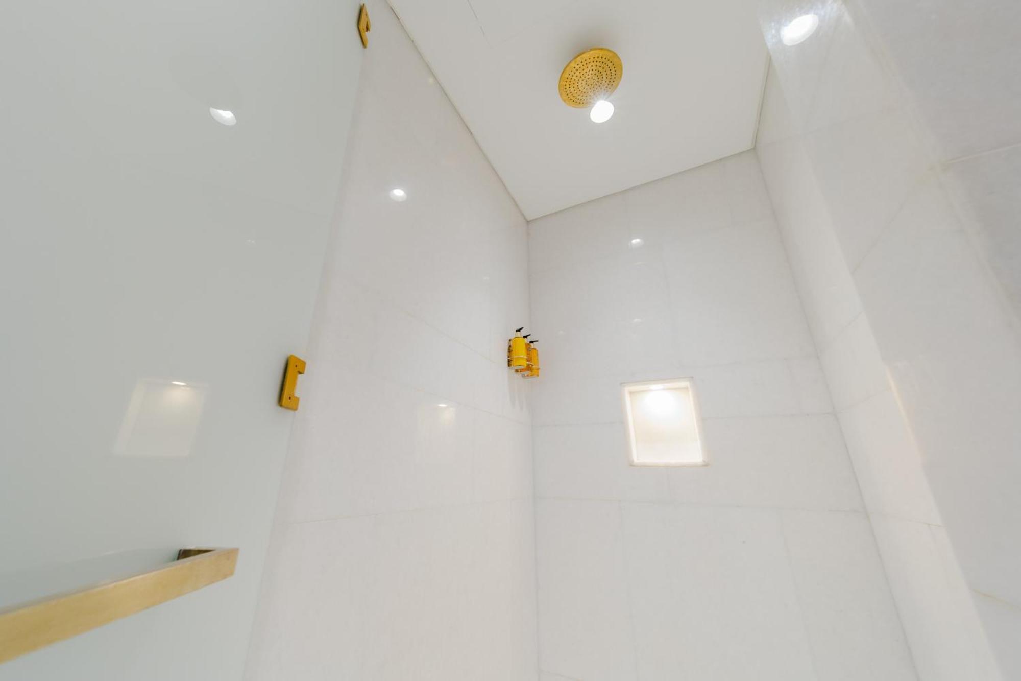 Eden's Homes & - Five Palm Residences Penthouses Apartment