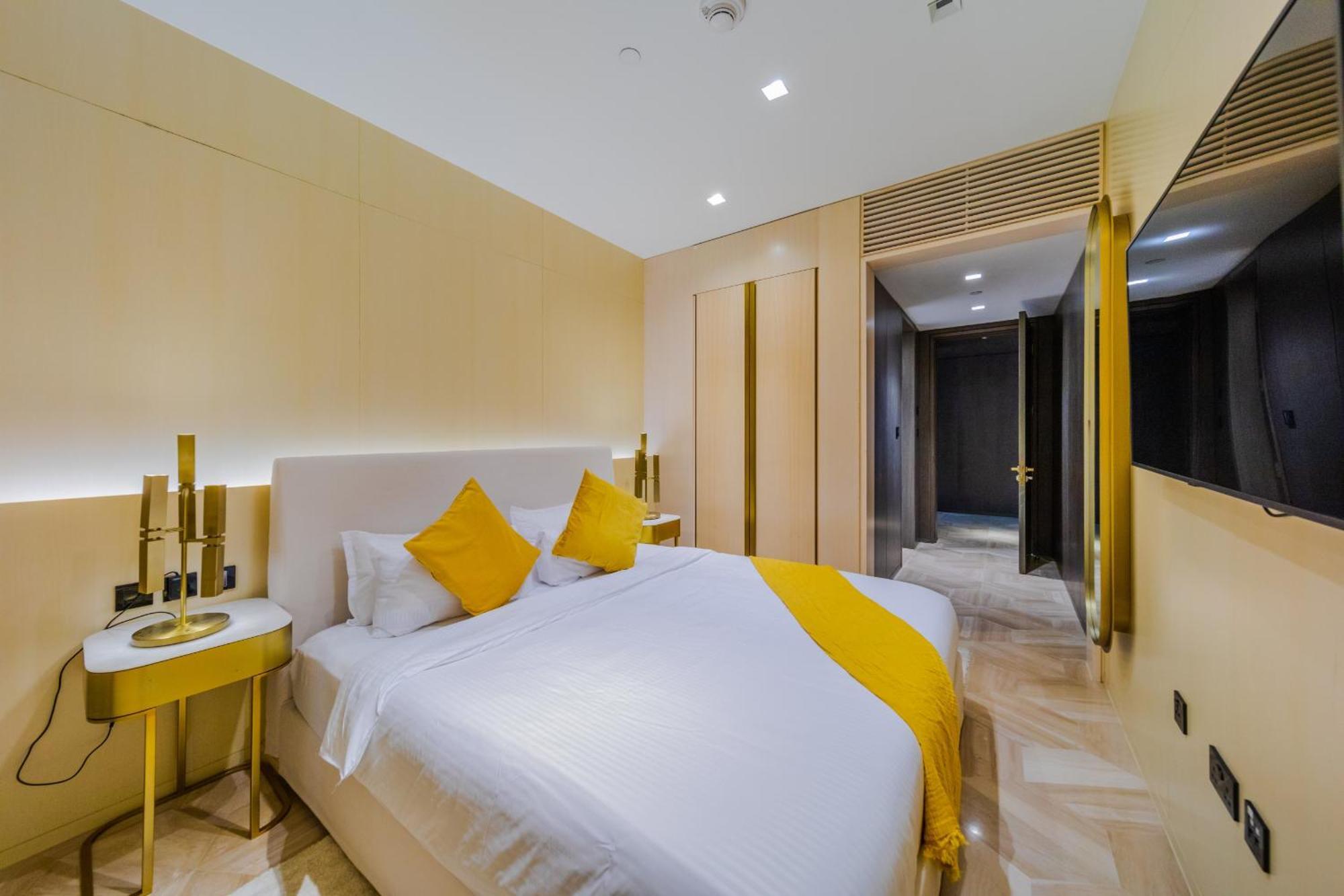 Eden's Homes & - Five Palm Residences Penthouses Apartment Dubai