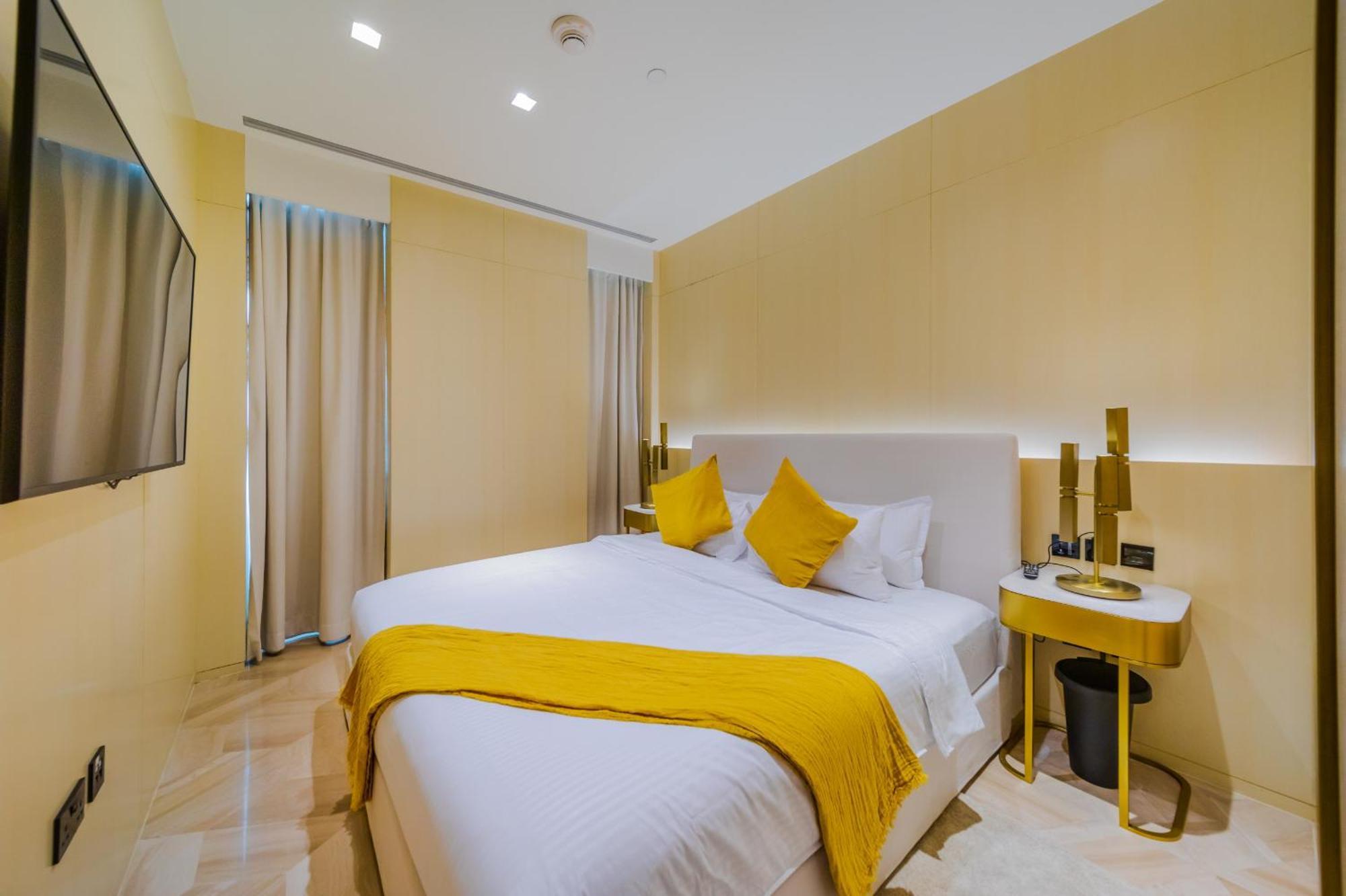 Apartment Eden's Homes & - Five Palm Residences Penthouses *