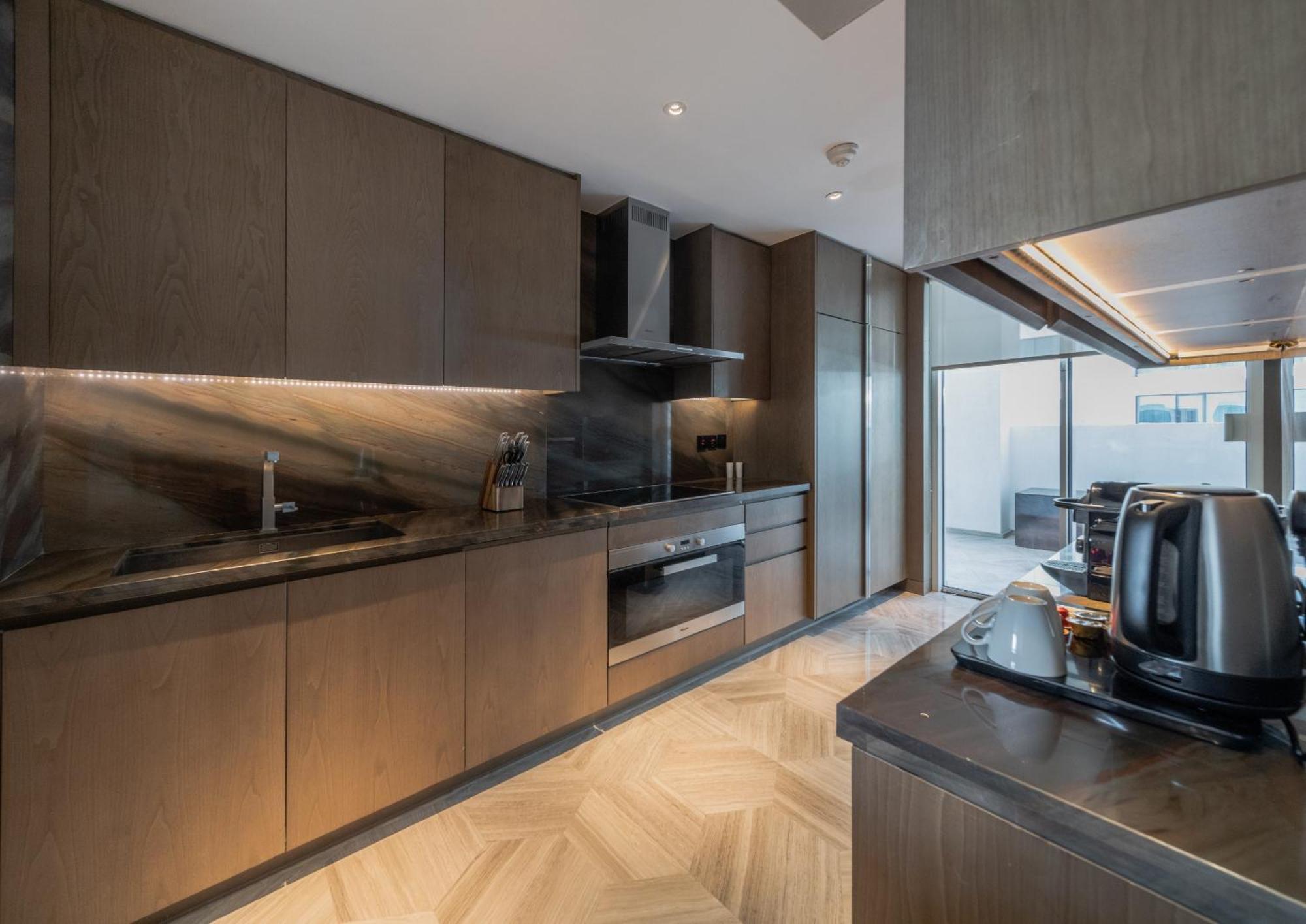 Eden's Homes & - Five Palm Residences Penthouses Apartment