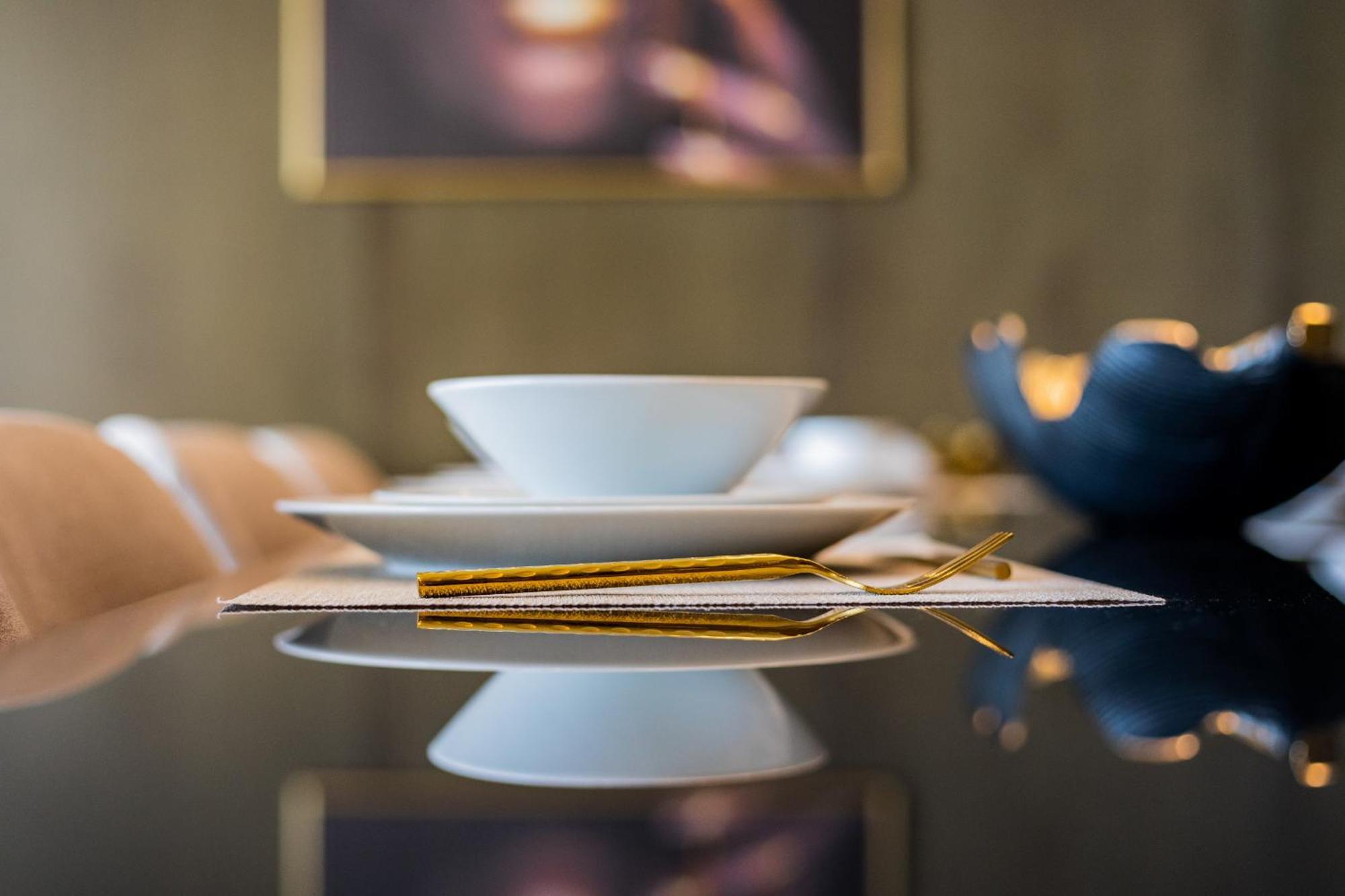 Apartment Eden's Homes & - Five Palm Residences Penthouses Dubai